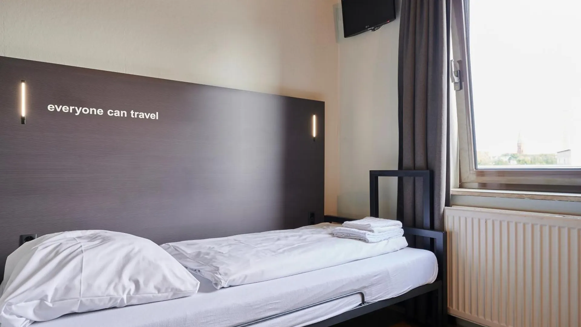 A&O Hamburg Reeperbahn Hotel 0*,  Germany