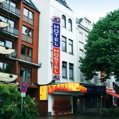 A&O Hamburg Reeperbahn Hotel